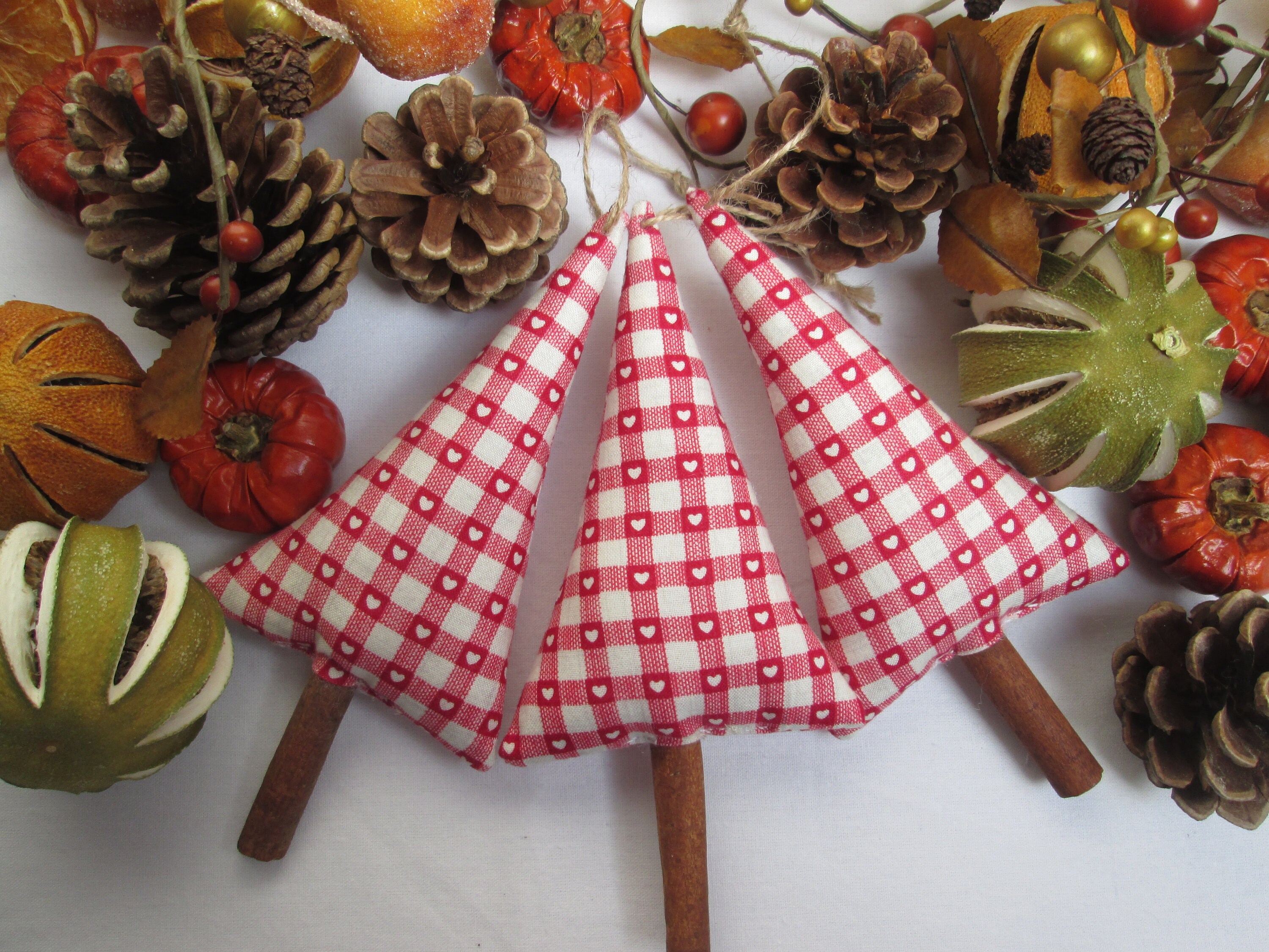 1x Fabric Cinnamon Stick Christmas Tree in Gingham & Hearts Etsy UK