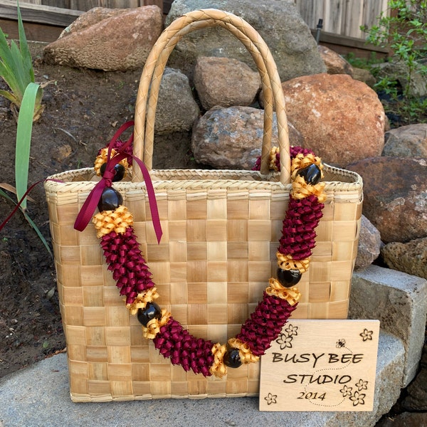 Hawaiianisches Pikake-Kastanienbraun, Burgunderrot und Gold, Kukui-Nuss-Band-Lei