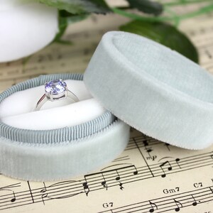 Vintage Ring Box by The Family Joolz