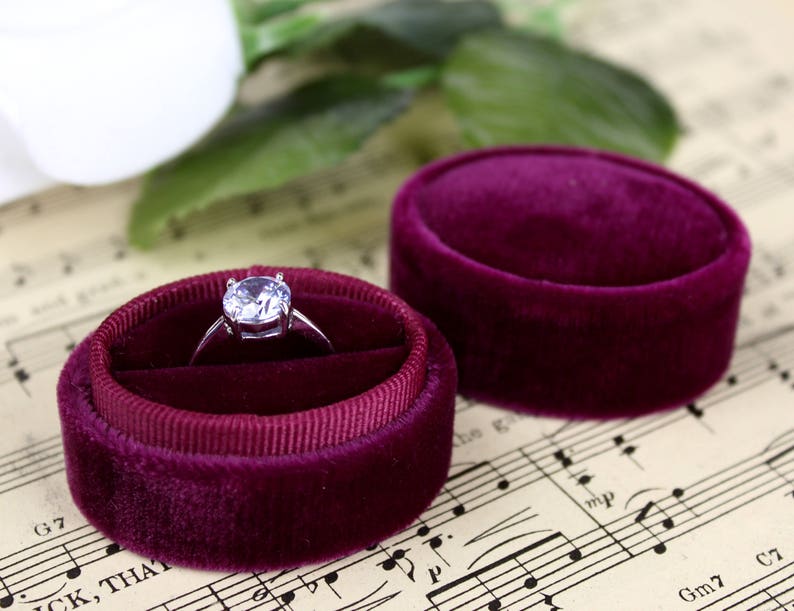 Burgundy Oval Velvet Ring Box by The Family Joolz