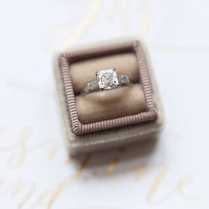 Velvet Ring Box, Vintage Ring Box, Antique Ring Box, Ring Box, Brown Ring Box, Handmade Ring Box