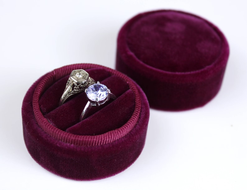 Red Round Engagement Ring Box by The Family Joolz