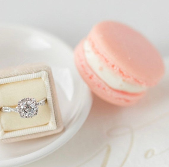 Unique Engagement Ring, Delicate Engagement Ring, Engagement Ring White  Diamond, Minimalist Engagement Ring - Etsy