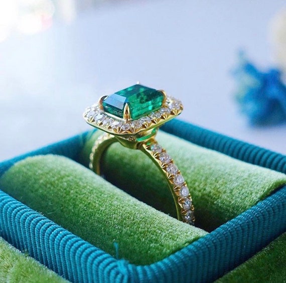 emerald green ring box