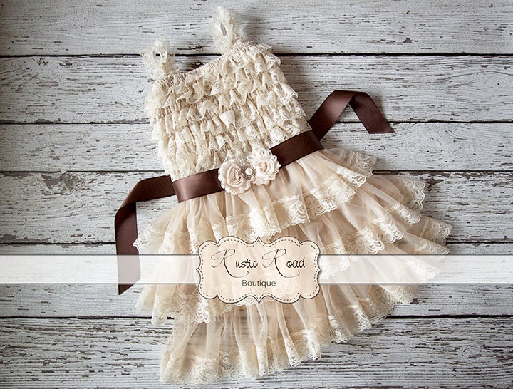 Vintage Ruffled Ivory Flower Girl Dresses