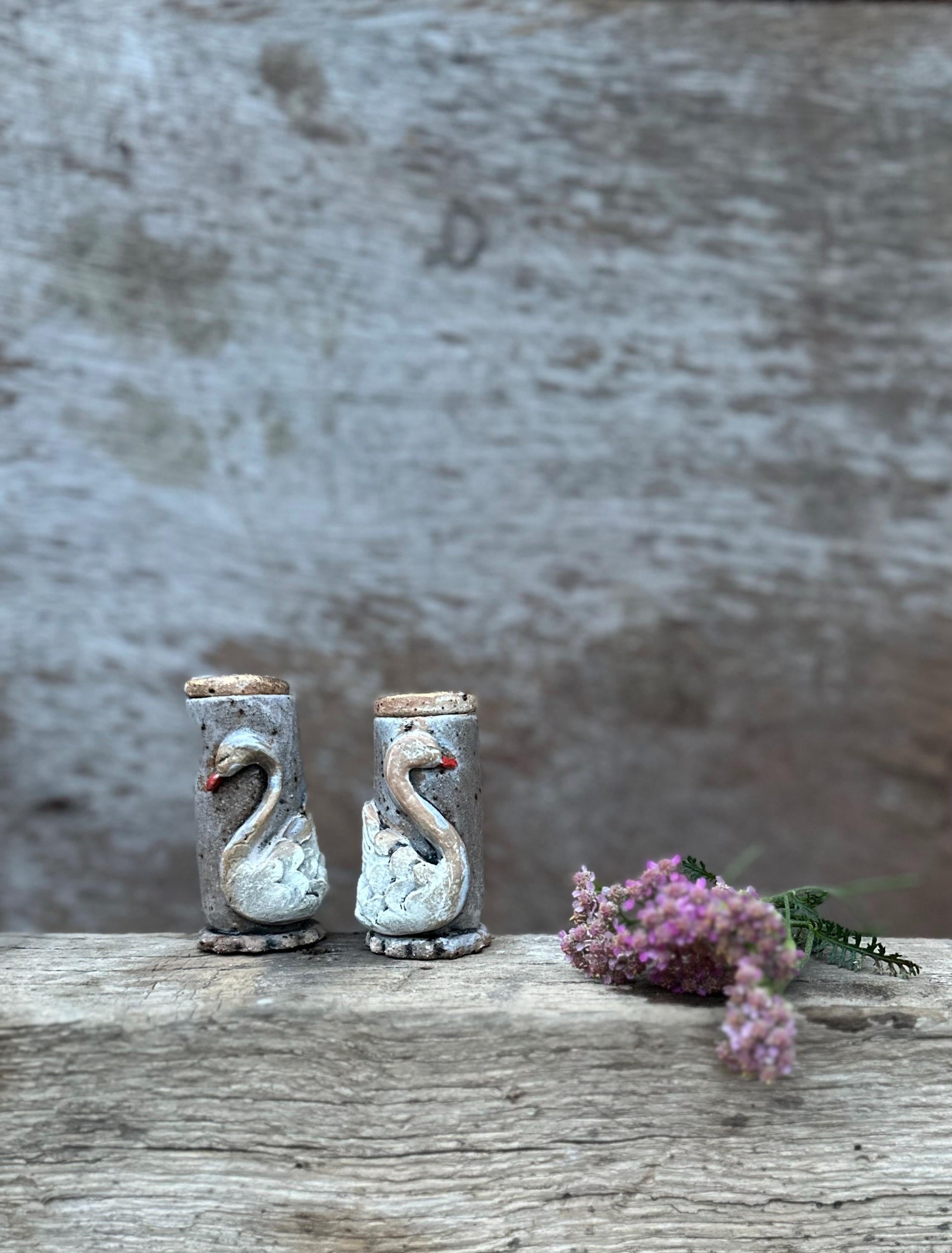 陶器の白鳥の花瓶 - Etsy 日本