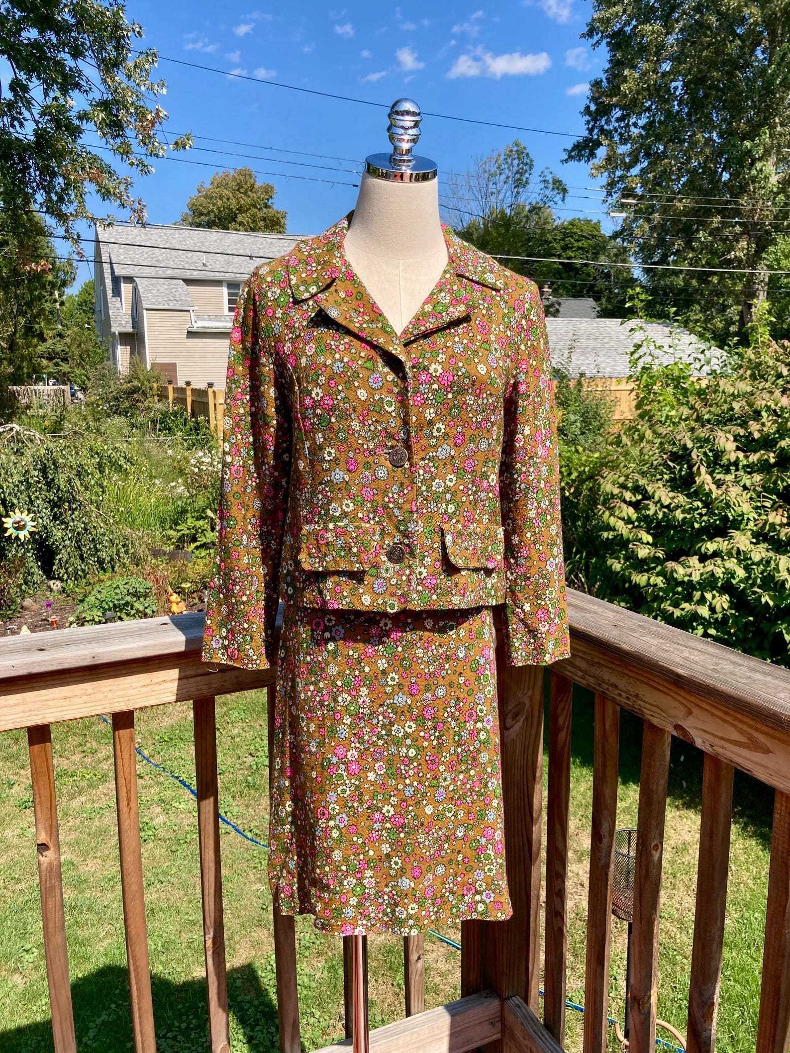 Vintage 60s 70s Green and White Abstract Print Button-up Linen Skirt 4 main image 1