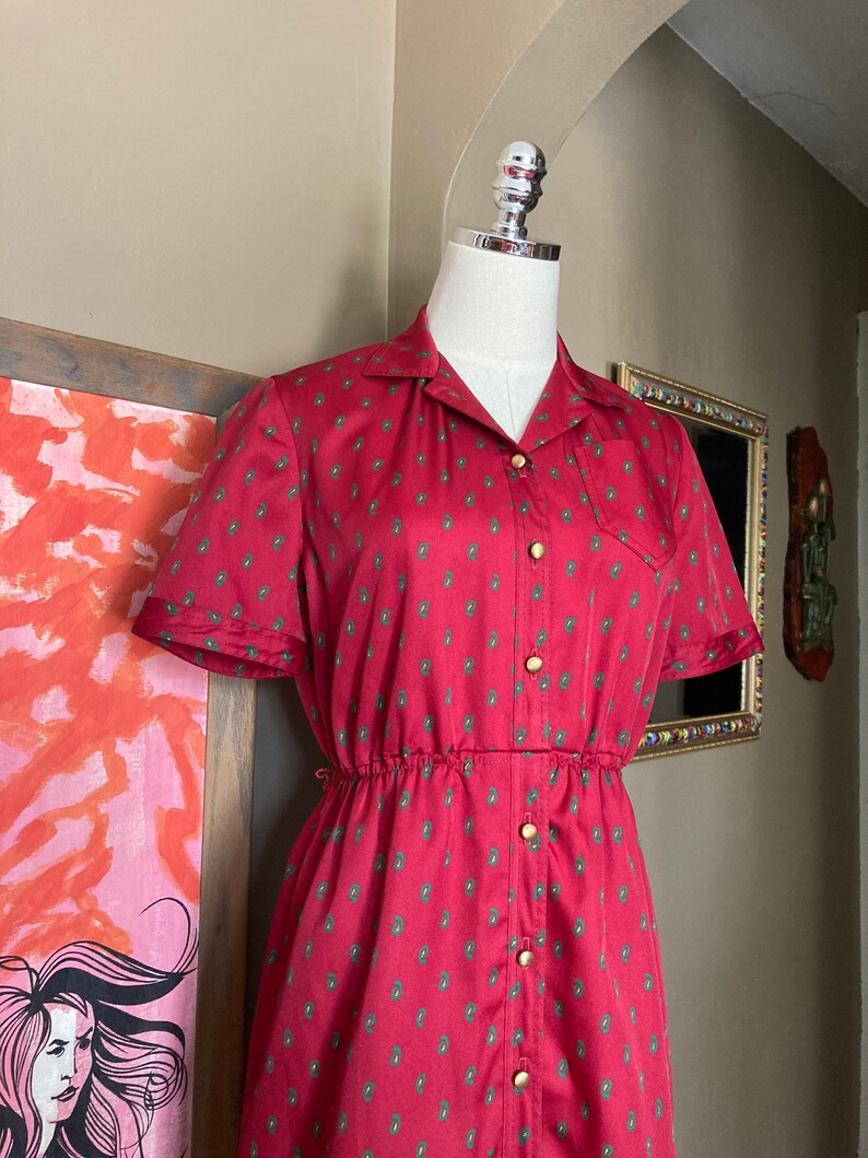 Vintage 80s Red & Green Paisley Leslie Fay Shirt Dress / Vintage 80s Leslie Fay Dress / Vintage Leslie Fay Professional Dress image 3
