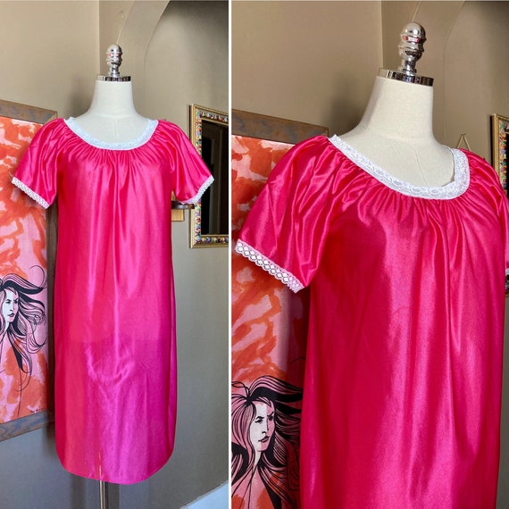 Vintage 70s Fuchsia Private Moments Nightgown / V… - image 1