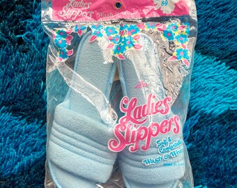 Vintage Baby Blue Terrycloth Ladies Slippers Wash & Wear Slipper Slides / Vintage Light Blue Terry Slippers Size 8/9