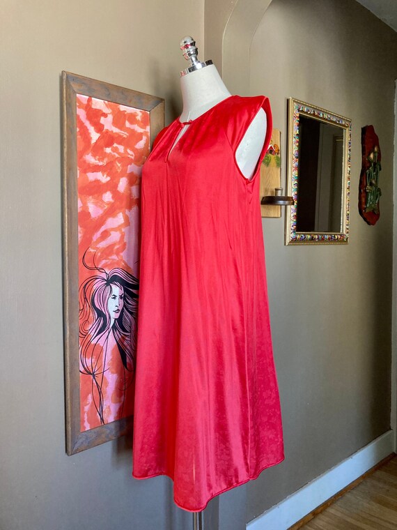 Vintage 70s/80s Red Floral Vanity Fair Nightgown … - image 9