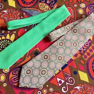 Vintage 60s/70s Groovy Neckties / Vintage Bright Green Slim Tie / Vintage Brown & Orange Geometric Tie