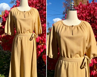 Vintage 70s Brown Puffy Sleeve Belted Dress / Vintage 70s Brown Poly Belted Dress / Vintage Brown Polyester Dress