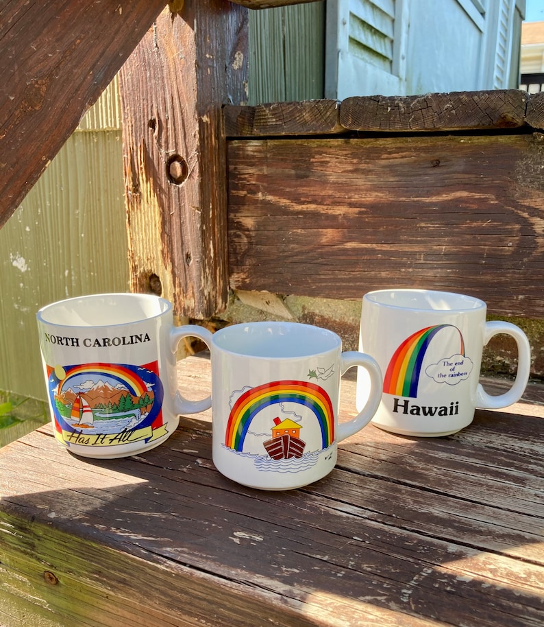 YOU PICK / Vintage Rainbow Mug / Vintage Hawaii Rainbow Mug / Vintage North Carolina Rainbow Mug / Vintage Rainbow Boat Mug bild 2
