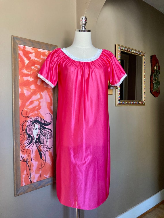 Vintage 70s Fuchsia Private Moments Nightgown / V… - image 5