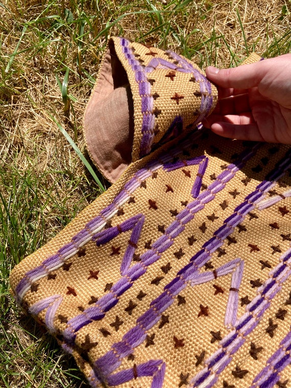 Vintage 70s Embroidered Burlap Purse / 70s Burlap… - image 2