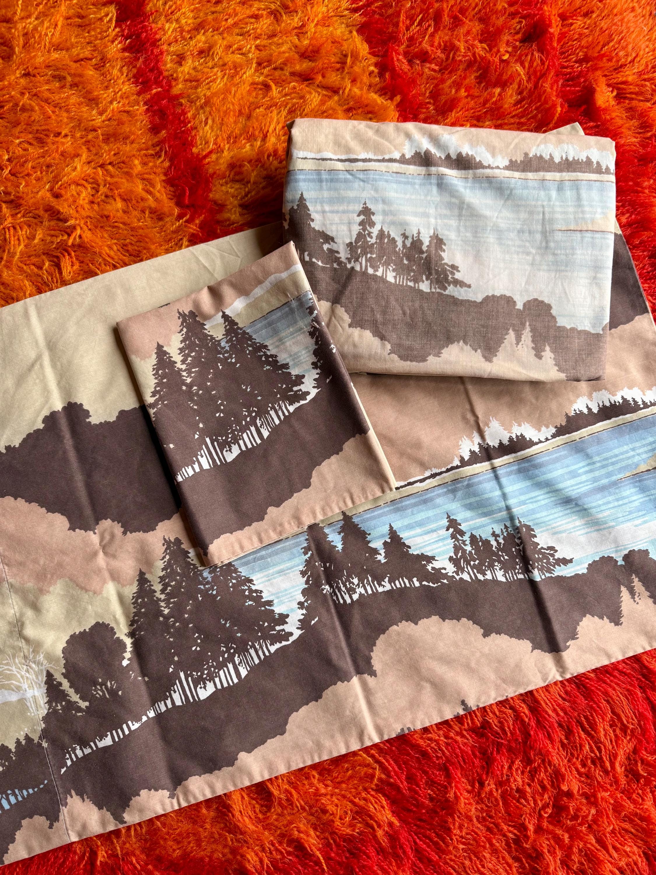 Vintage Burlington The Mountains Print Twin Fitted Sheet & Matching Pillowcases Set / Vintage Mountain Print Twin Sheet and Pillowcase Set