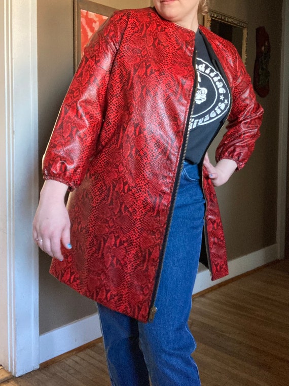 Vintage 60s Mod Red & Black Faux Snake Skin Coat … - image 10