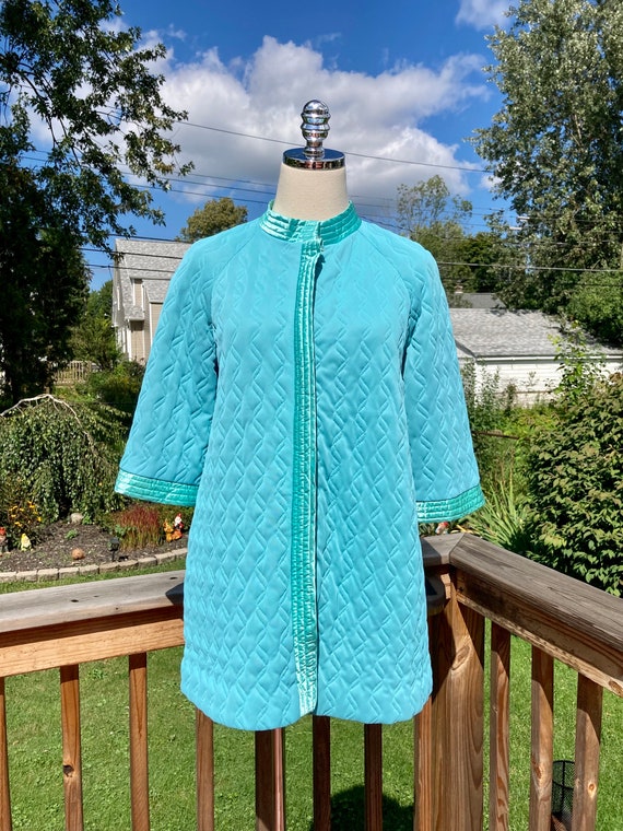 Vintage 60s Light Blue With Satin Trim Zip up Quilted Bed Jacket