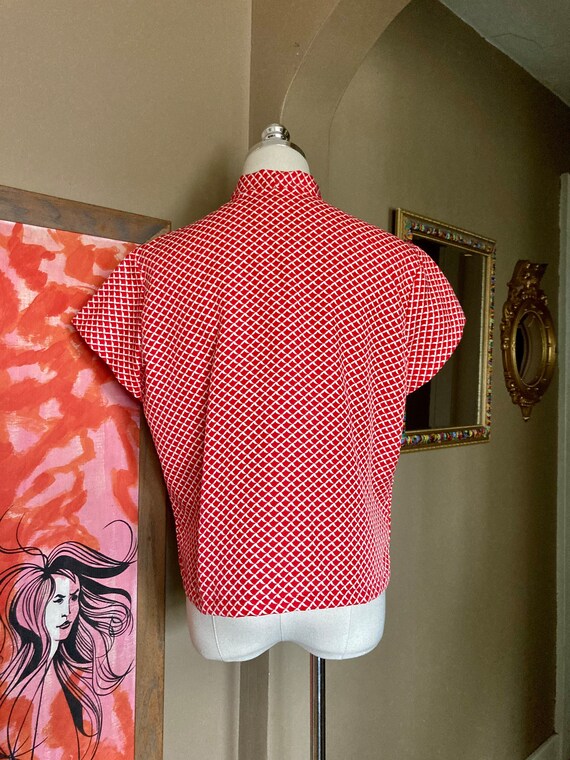 Vintage 70s Red & White Patterned Pussybow Blouse… - image 6