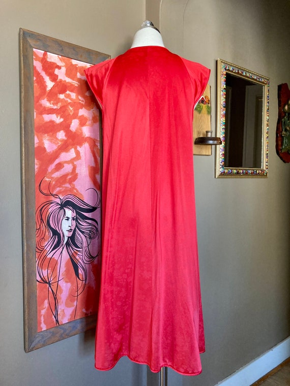 Vintage 70s/80s Red Floral Vanity Fair Nightgown … - image 8