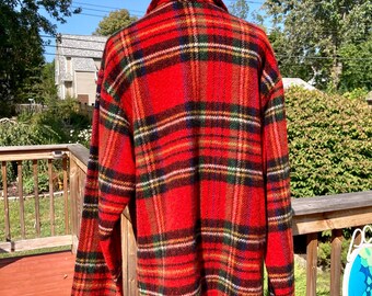 Vintage 50s Red & Black Wool Plaid Pullover Jacket / Vintage