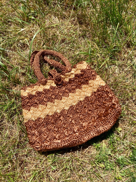 Vintage 60s/70s Brown Chevron Woven Raffia Purse /