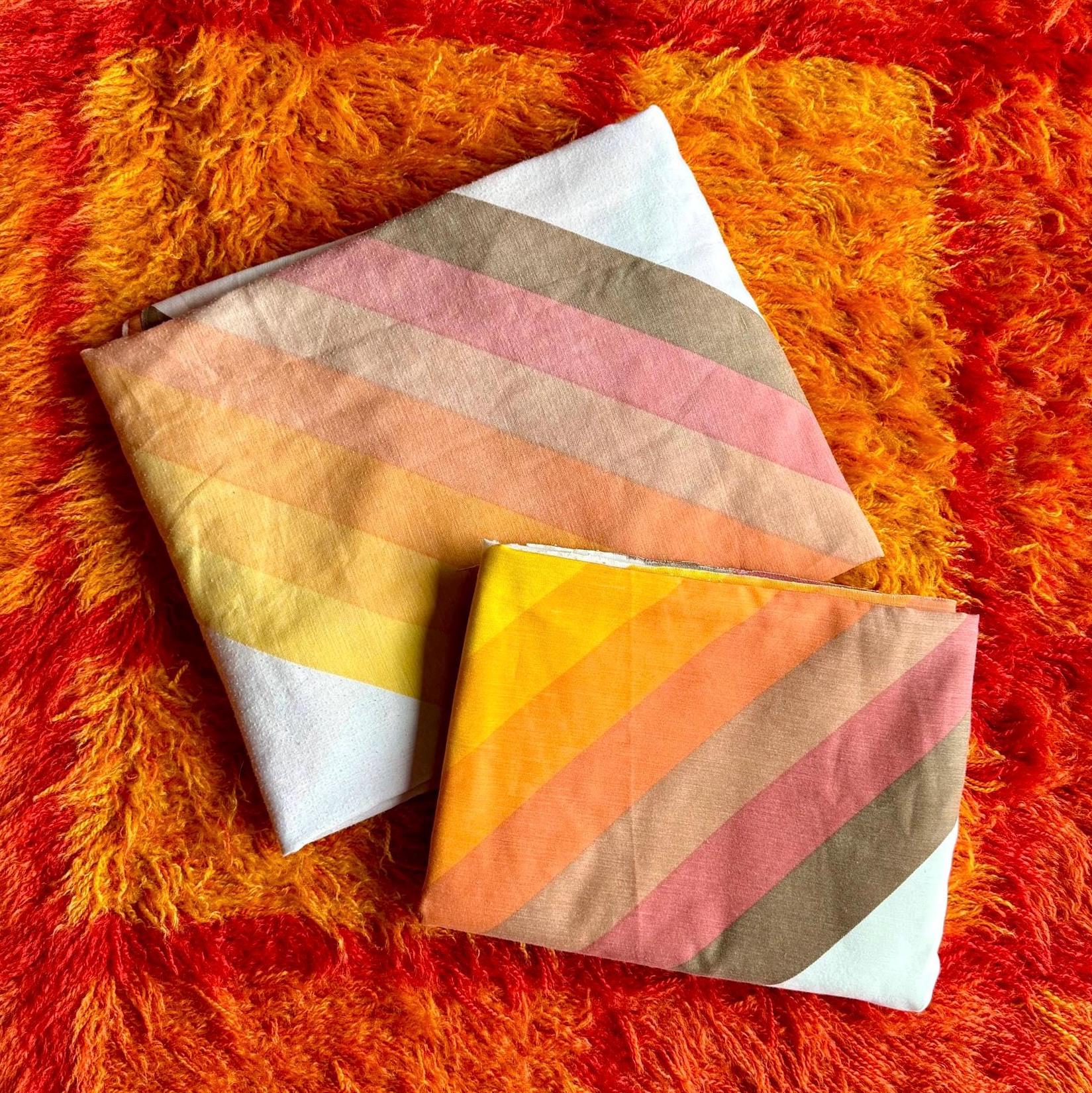 Vintage Wamsutta Tomorrow’s Rainbow Harvest Twin Sheet Set / Vintage Brown Rainbow Twin Sheets / Vintage Rainbow Sheet Set
