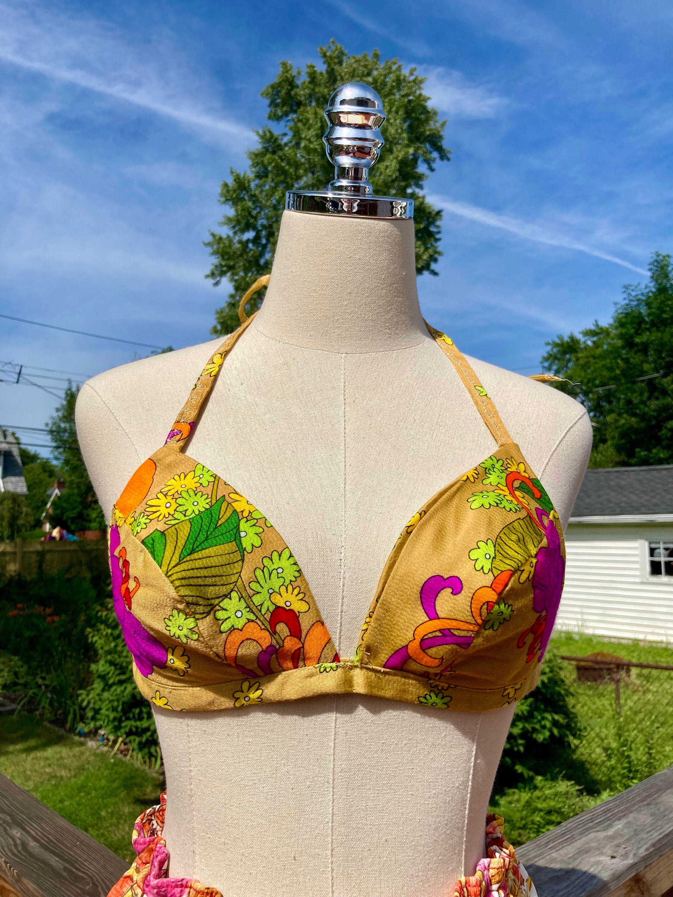 Vintage 60s/70s Psychedelic Flower Power Bikini Top Only