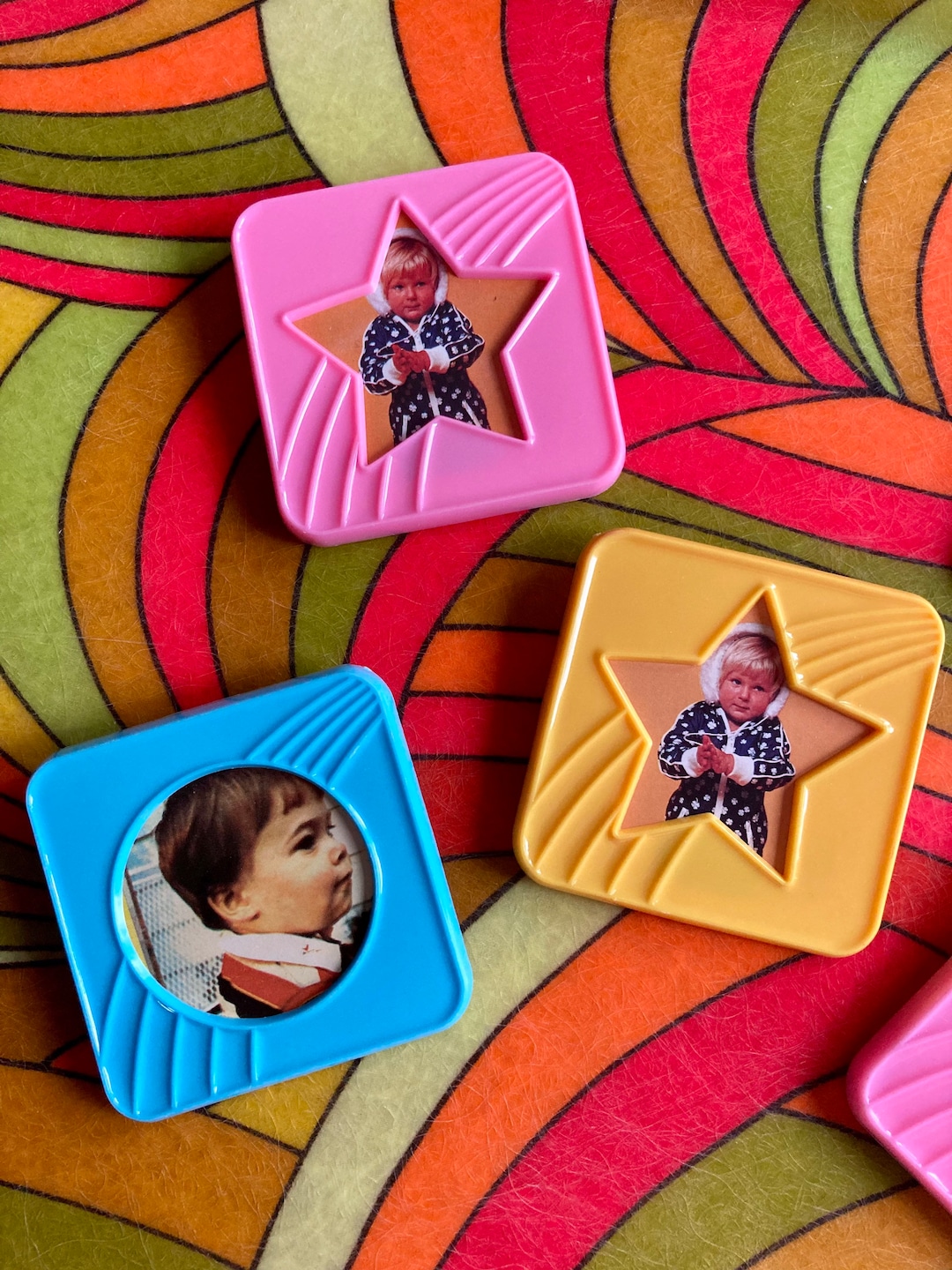 Vintage NOS Plastic Picture Frame / Vintage Mini Hong Kong Plastic Picture Frame