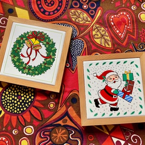 Pair of Vintage Christmas Trivets / Vintage Christmas Hot Plates / Vintage Santa Trivet / Vintage Christmas Decor