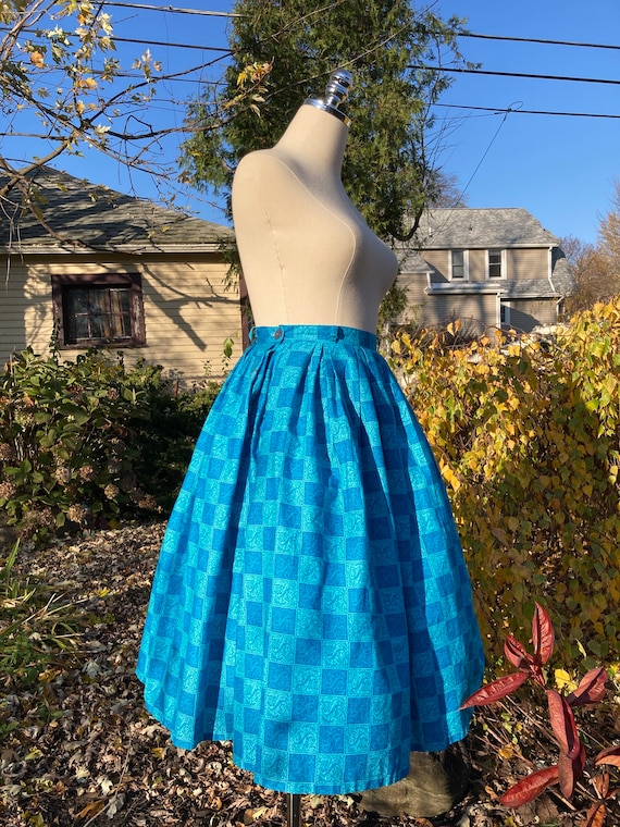 Vintage 50s/60s Blue Novelty Print Skirt / Vintag… - image 6