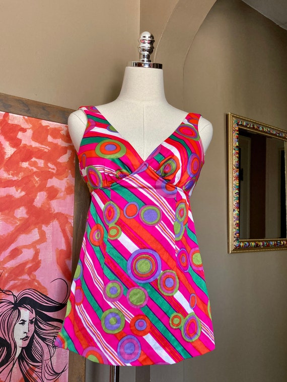 Vintage 60s/70s Ultra Mod Psychedelic Op Art Pink… - image 2