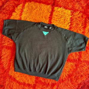 Vintage 80s/90s Black & Turquoise Short Sleeve Sweatshirt / Vintage Black Short Sleeved Sweatshirt / Vintage Black Pullover Sweatshirt L/XL