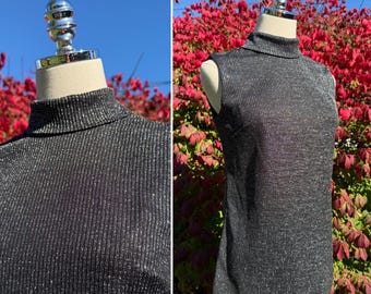 Vintage 70s Metallic Black & Silver Ribbed Lurex Sleeveless Disco Blouse / Vintage Black Sparkly Lurex Top