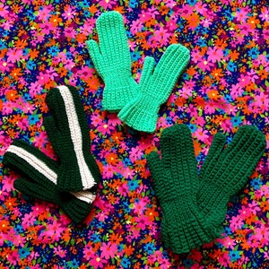 YOU PICK / Vintage 70s Green Handmade Knit Mittens / 1970s Green Knit Mittens / Vintage Green Mittens