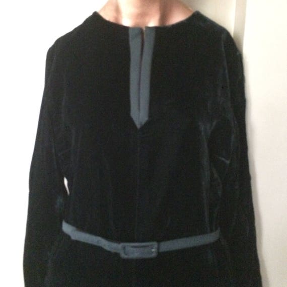 Vintage 60s Black Velvet Dress / Black Velvet Dres