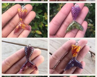 Mermaid tail botanical necklace