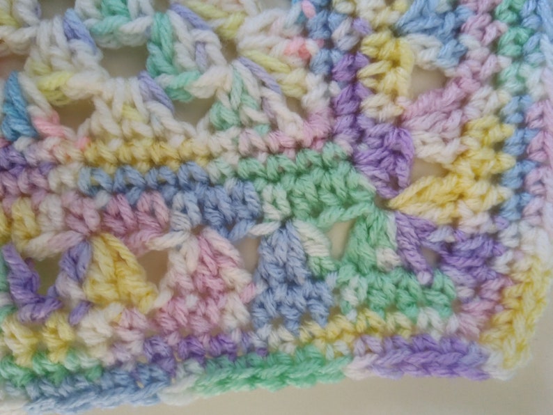 Handmade Crochet Soft Baby Blanket Unisex White Purple Green Yellow Green Baby Boy Baby Girl Pram Stroller Car Seat Blanket New Baby Present