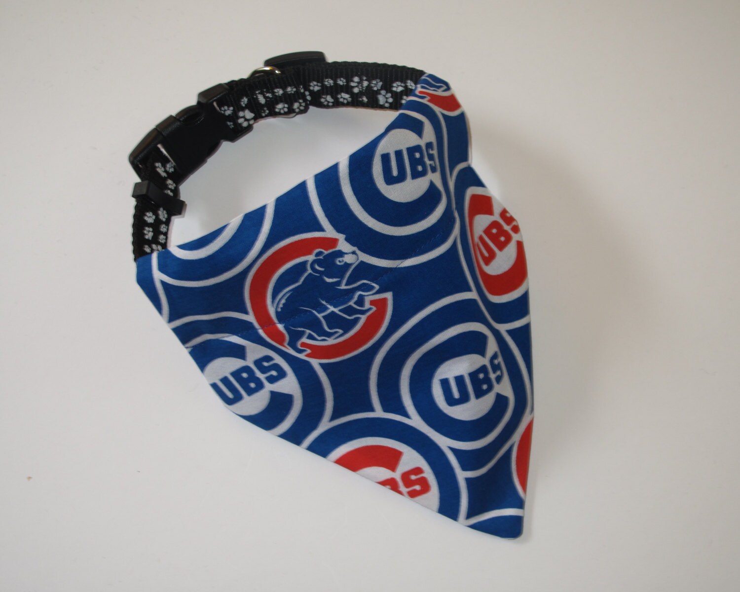 cubs dog scarf