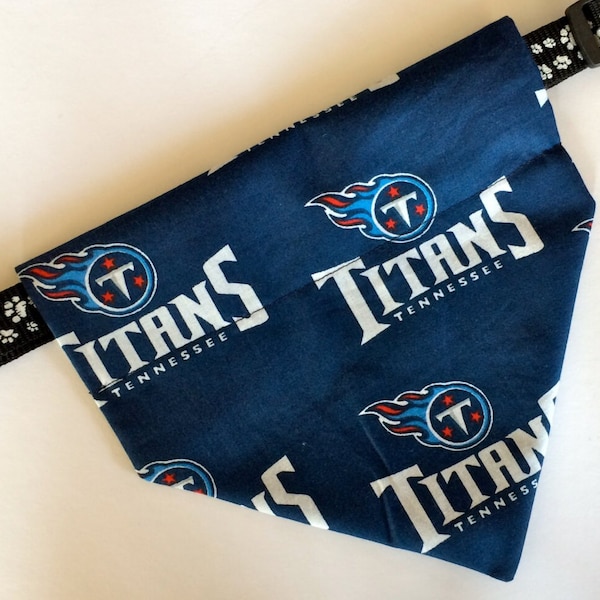 No-Tie, Slip Over Collar Dog Bandana, Tennessee Titans team Fabric (collar not included)