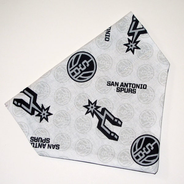 No-Tie, Slip Over Collar Dog Bandana, San Antonio Spurs (Collar Not Included)