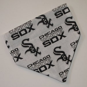 Official Chicago White Sox Pet Gear, White Sox Collars, Leashes, Chew Toys