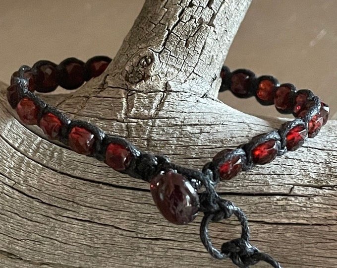 Garnet Black Waxed Cotton Cord single wrap adjustable bracelet with Garnet pebble toggle clasp