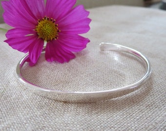 Stylish Classic Cuff in Sterling Silver or 14Kt Gold Filled