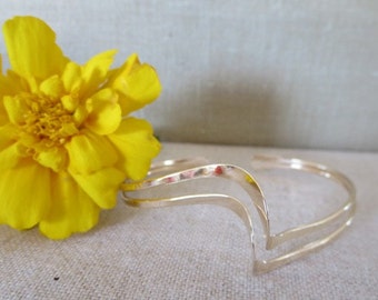 Double Raised Wave Cuff