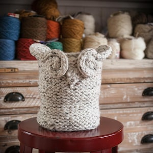 Loom Knit Owl Basket PATTERN, Yarn Basket, Catch-All Basket, Container, Loom Knitting Patterns, Home Decor, PDF PATTERN Download.