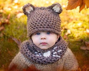 Loom Knit Mouse Hat And Cowl Set PDF PATTERN. Sized For Baby to Adult. DIGITAL Download.