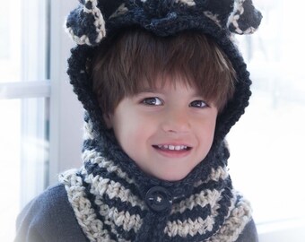 Loom Knit Zebra Hood with Cowl PATTERN. Toddler and Child Sizes. PDF Instant Download. Chunky, Rustic Child's Hood And Cowl Pattern.