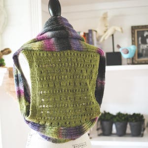 Loom Knit Vest Pattern. Shrug Style Vest With Pretty Eyelet Back. Loom Knitting PATTERN PDF.  Small to X-Large, Easily Customized To Fit.
